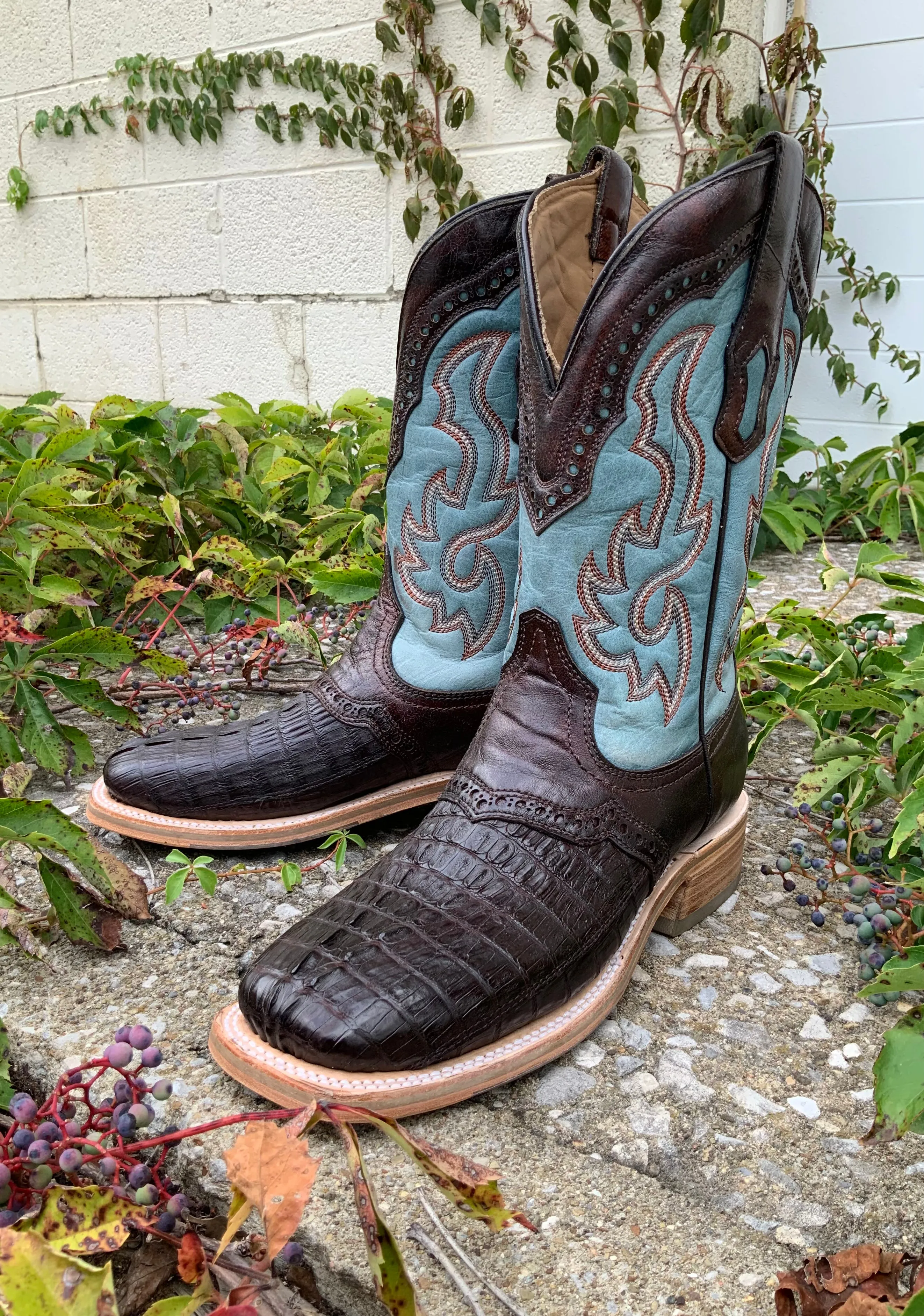 Corral Men's Brown Caiman Overlay Wide Square Toe Cowboy Boots A4286