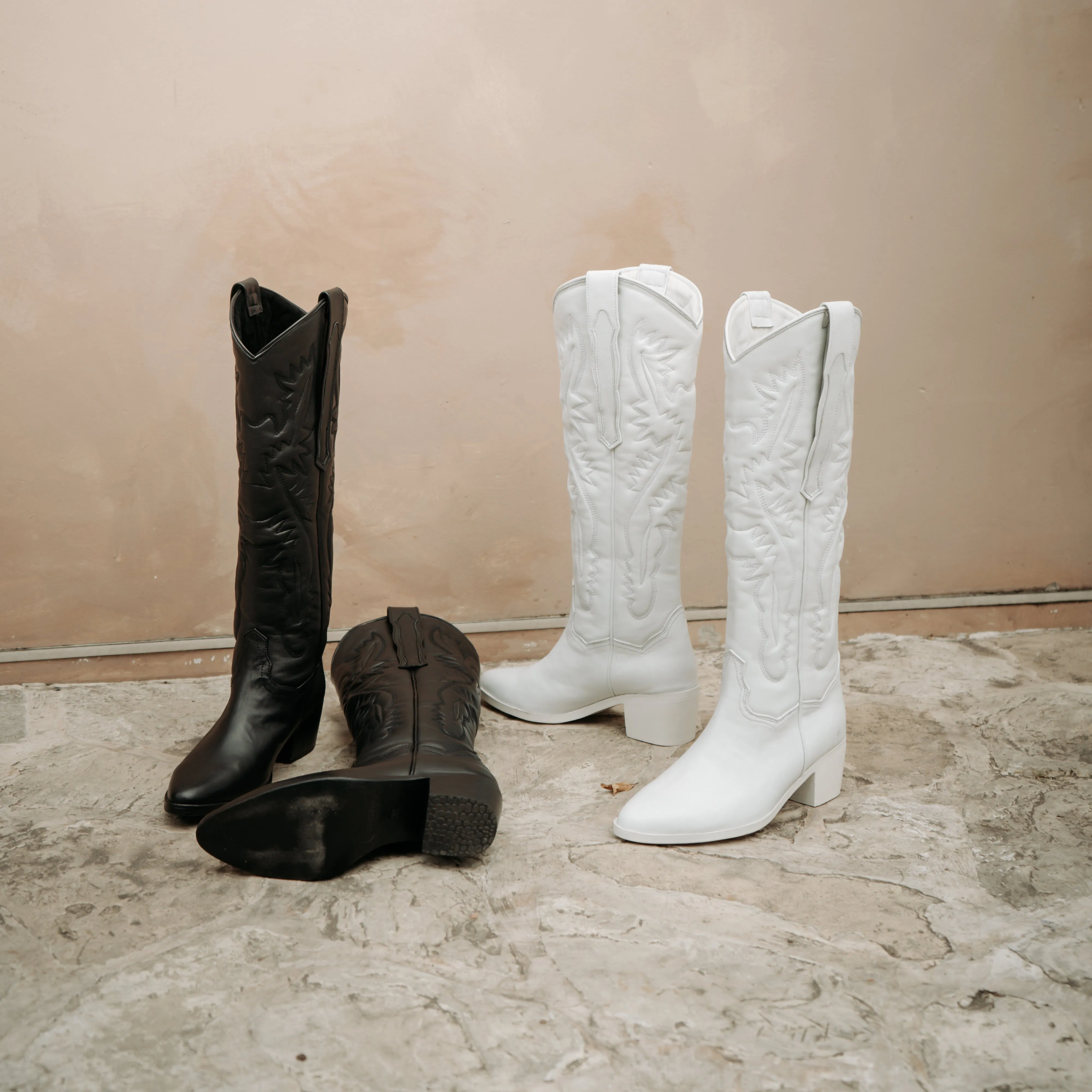 Curated Daisy White Boots