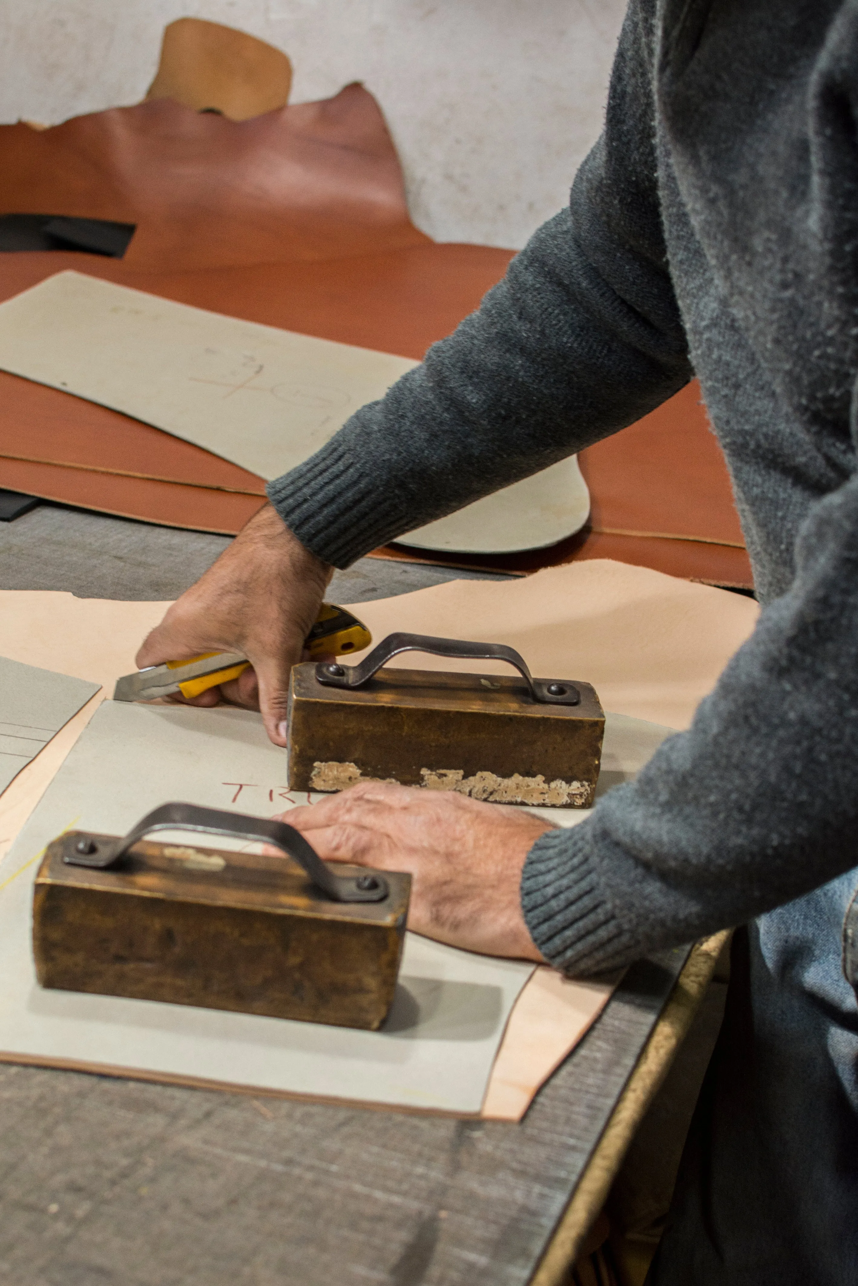 CUSTOM LEATHER COVERS FOR BUTTERFLY CHAIRS