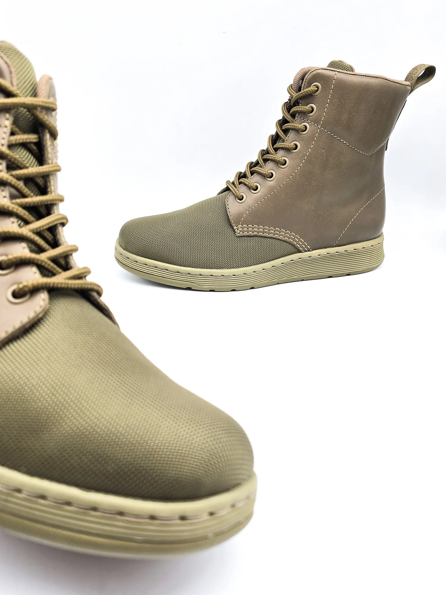 DR. MARTENS RIGAL KHAKI OLIVE