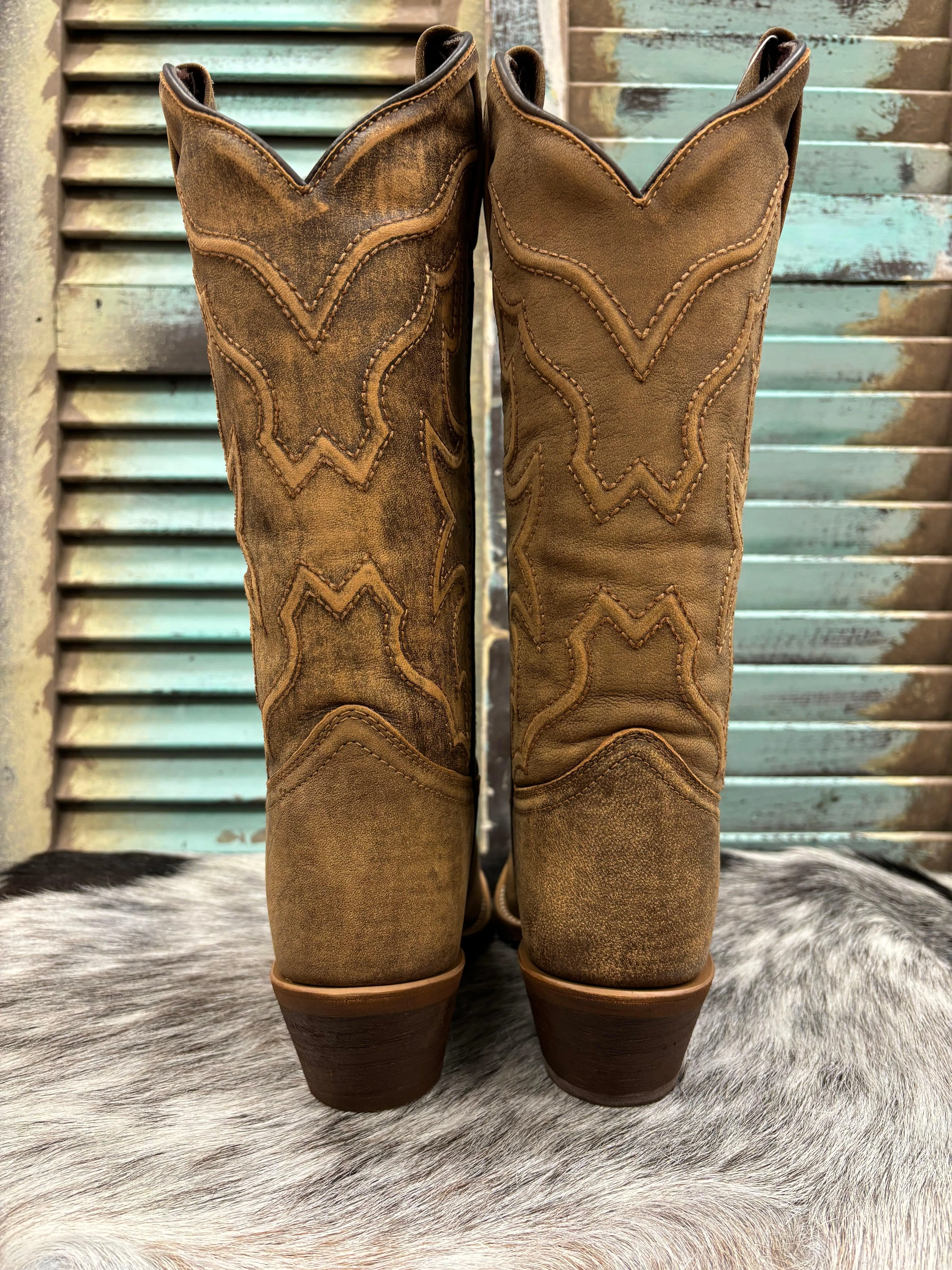 Laredo Women's Reva Honey Sanded Distressed Leather Snip Toe Cowgirl Boots 54267