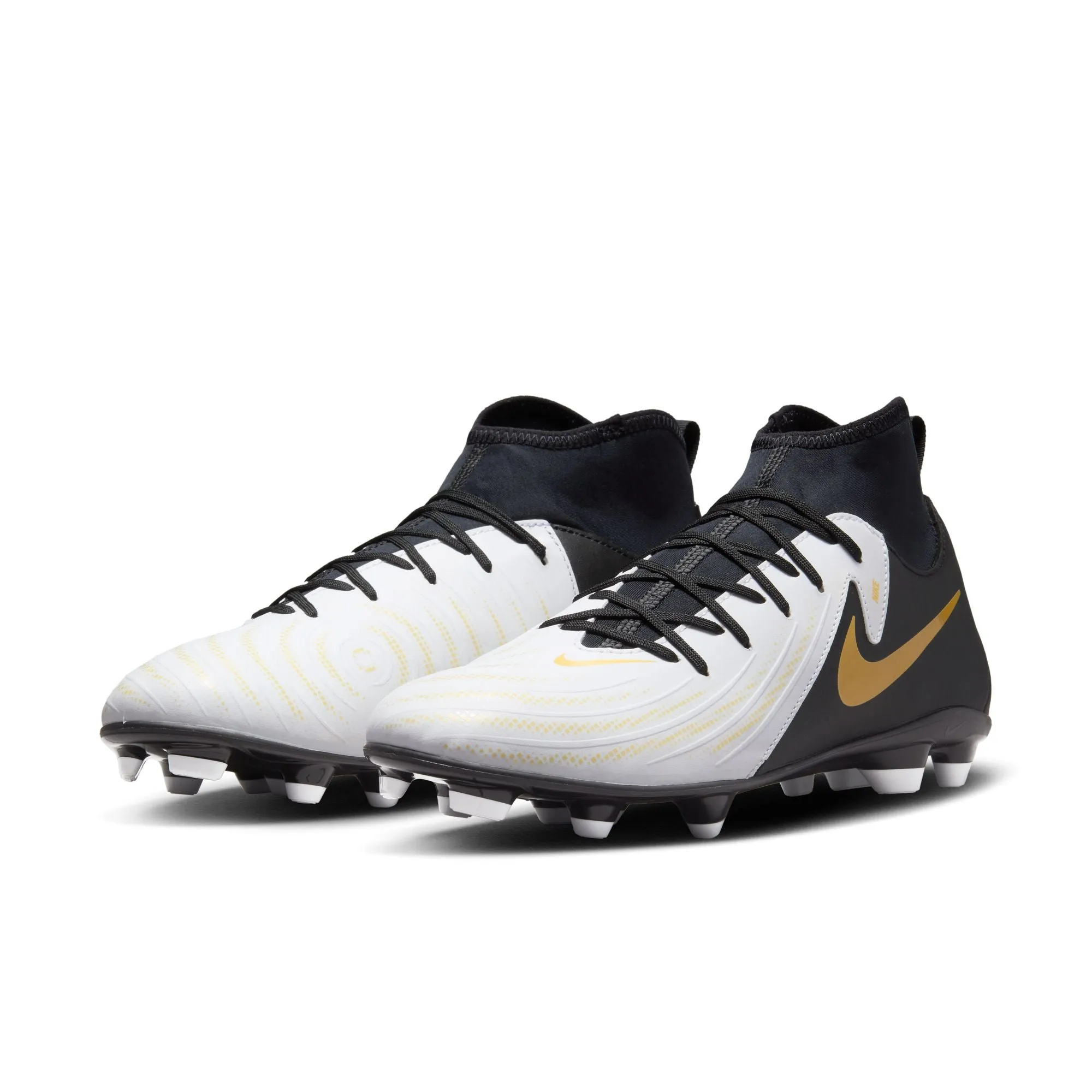 Men's Nike Phantom Luna 2 Club Soccer Cleats