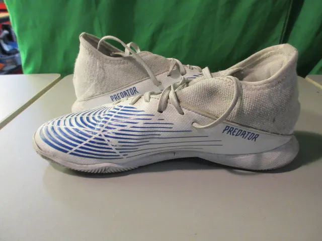 Used Adidas Predator White Youth Size 5 Indoor Soccer Cleats