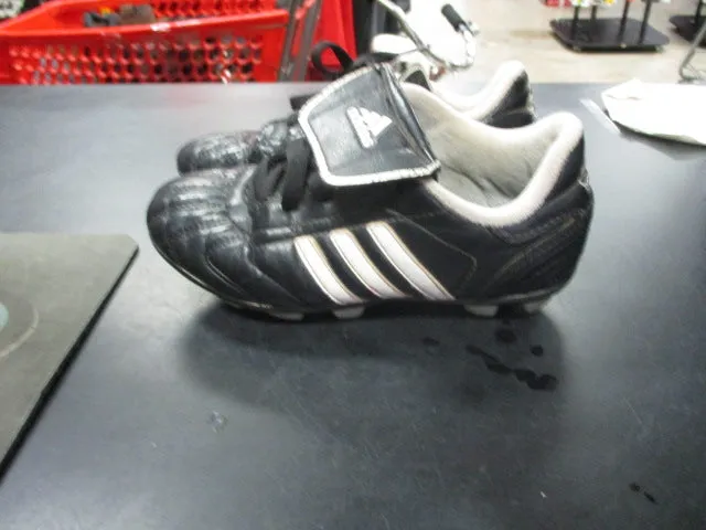 Used Adidas Size 13K Soccer Cleats