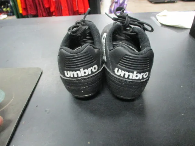 Used Umbro Size Youth 12 Soccer Cleats